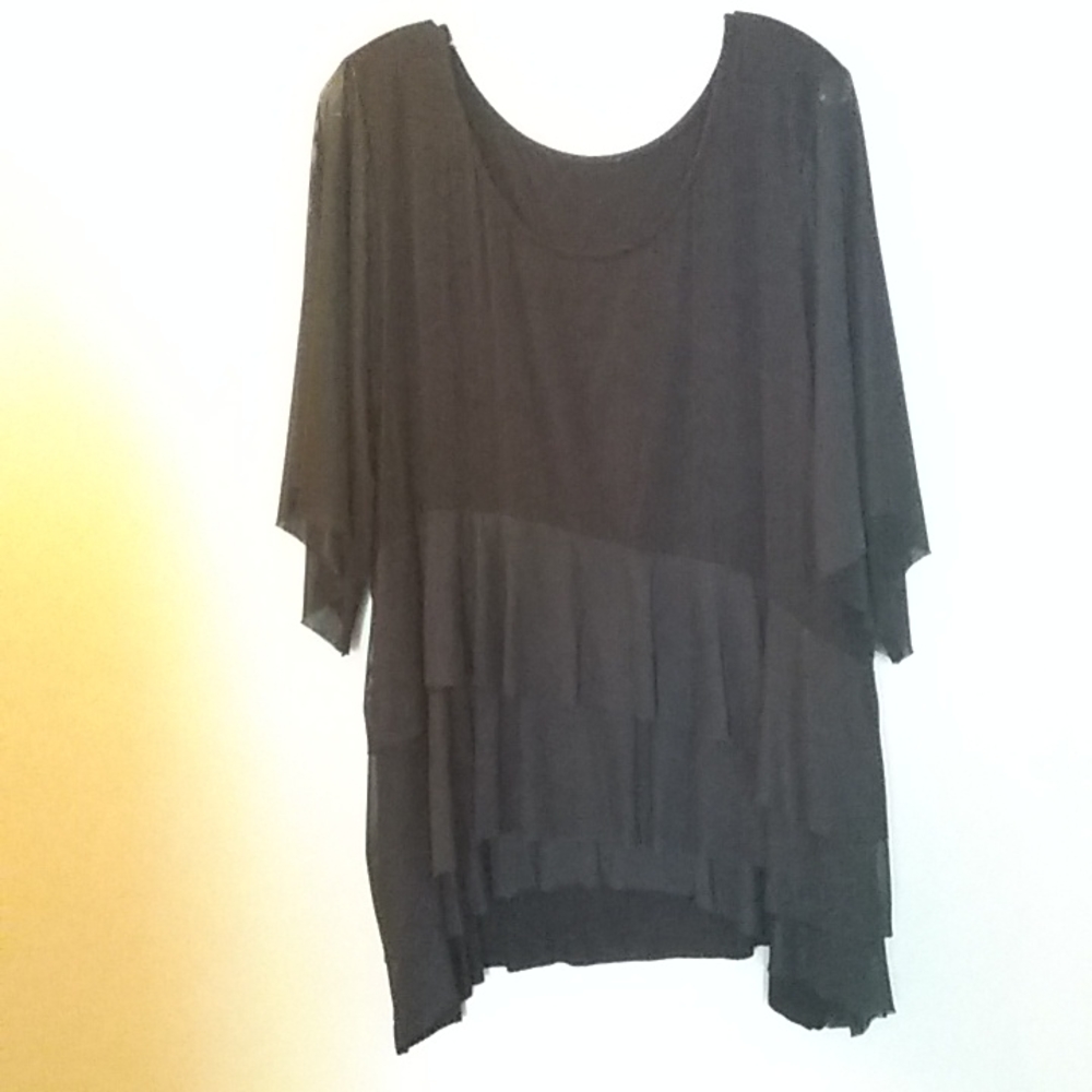 layered-front top